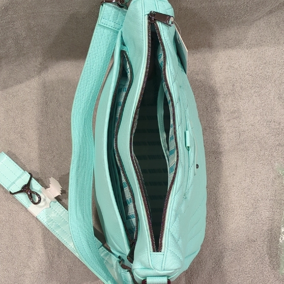Lug Harmony Matte Luxe VL Messenger/Crossbody Bag-Aquamarine Blue-NWT - Picture 5 of 16